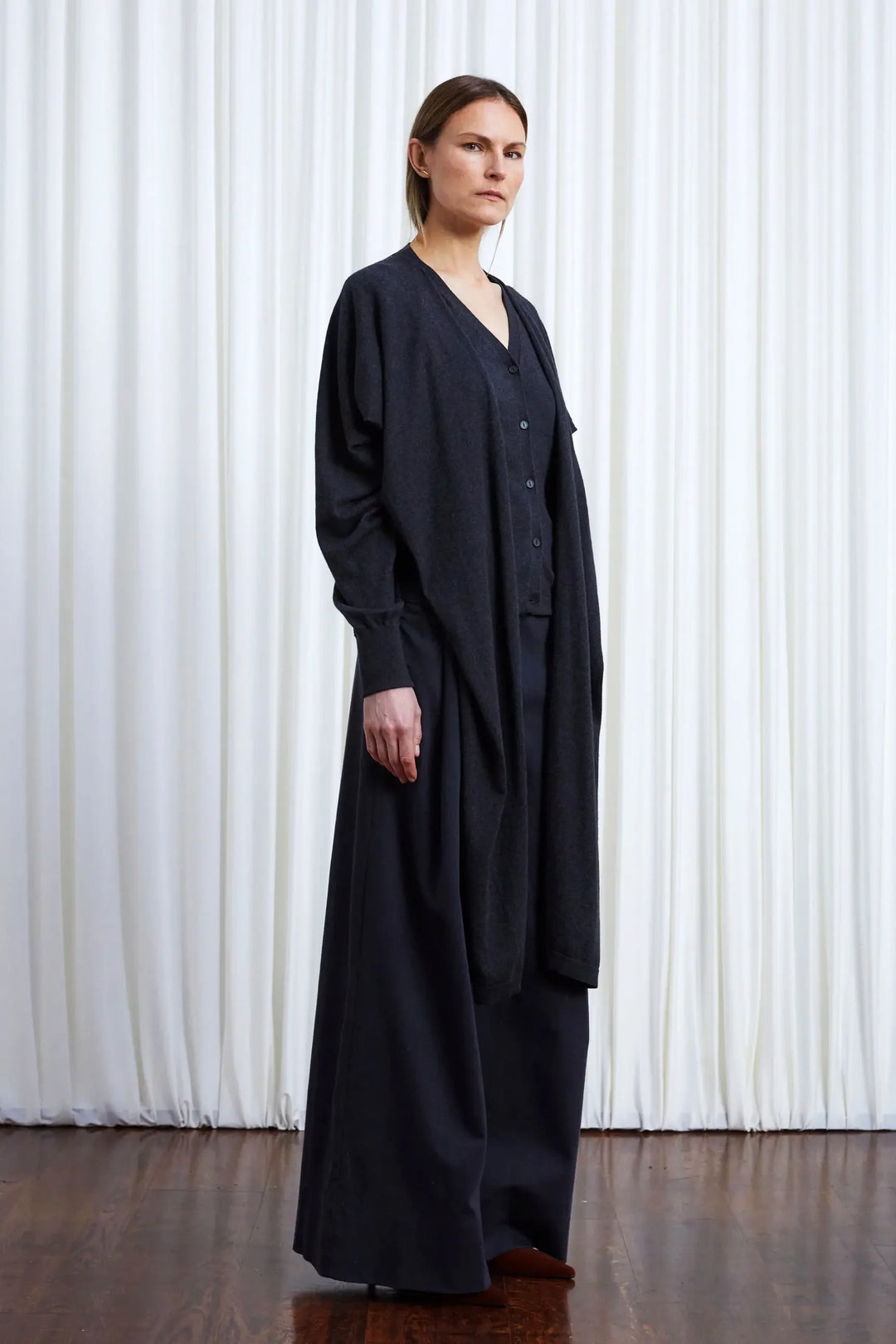 The In Your Arms Cardigan in Charcoal Cotton Cashmere – palmer//harding